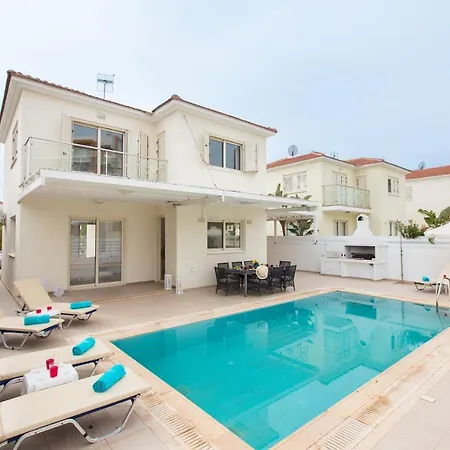 Βίλα Pernera 588 *