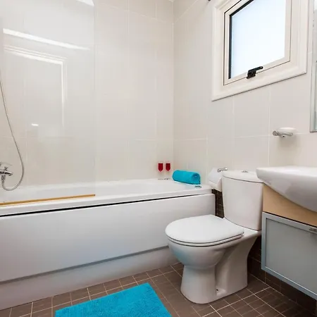 Pernera 588 Παραλίμνι