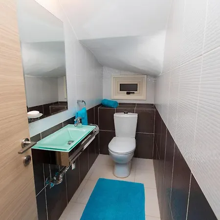 Pernera 588 Villa Paralimni