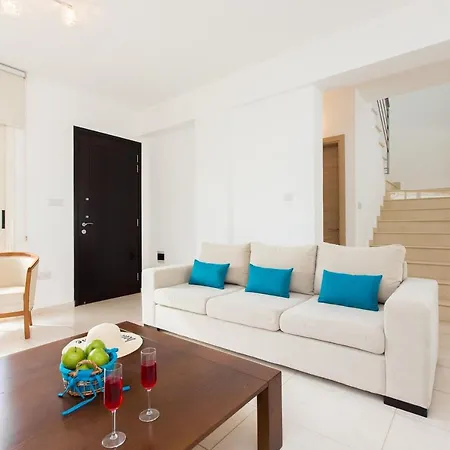 Pernera 588 Βίλα *