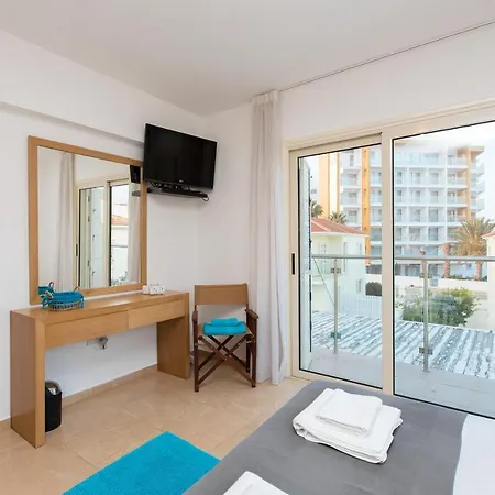 Pernera 588 Villa Paralimni