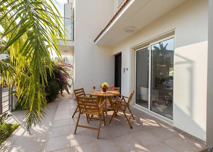 Pernera 588 Villa Paralimni