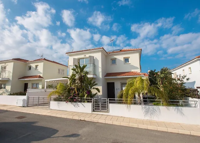 Pernera 588 * Paralimni