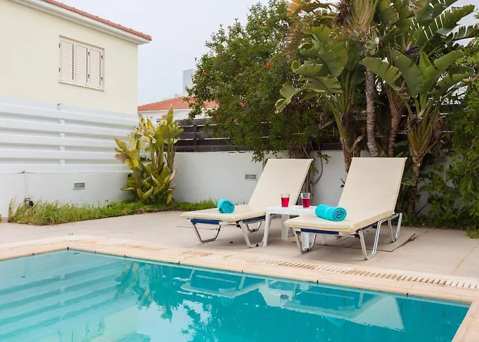 Villa Pernera 588 Paralimni