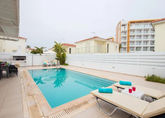 Vilă Pernera 588 Paralimni